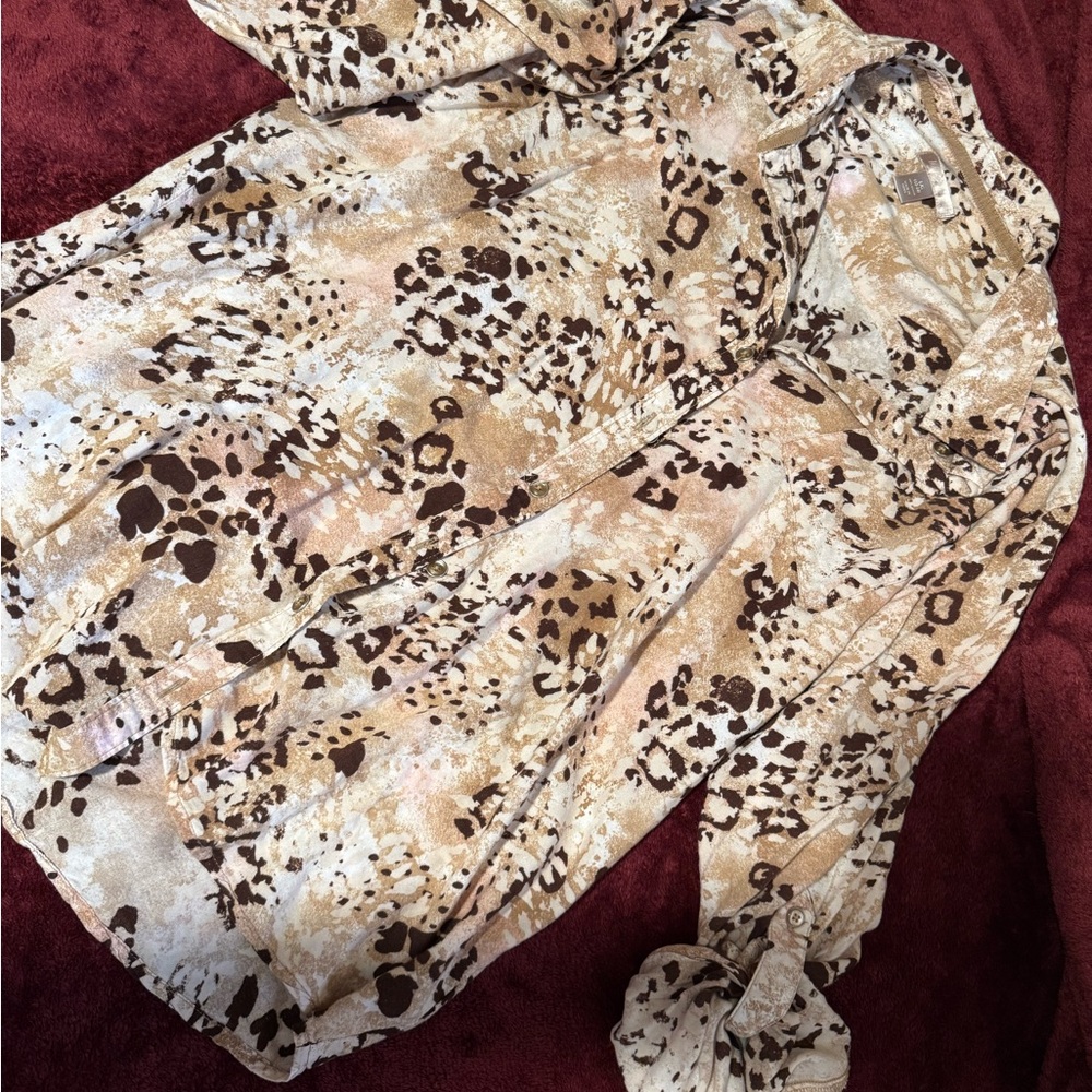 White Stag Tan and Brown Patterned blouse